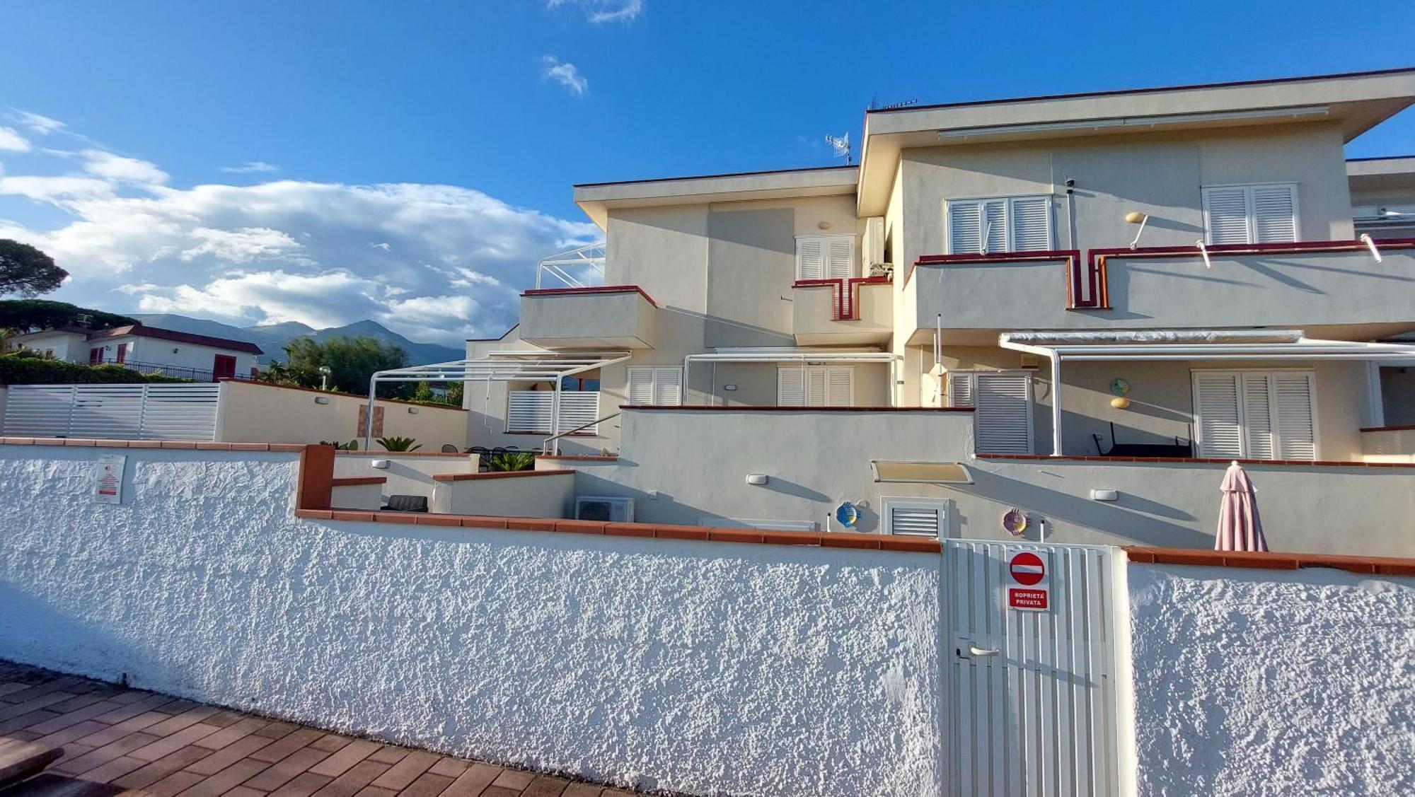 Domus Hormiae Apartment Formia Ngoại thất bức ảnh